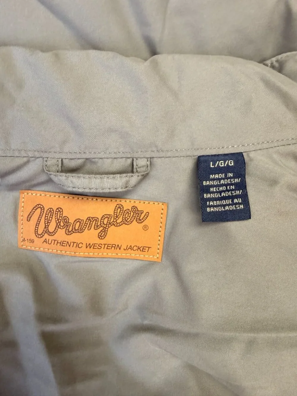 Wrangler Men’s L Corduroy Yoke Western Puffer Vest Gray Cowboy NWT